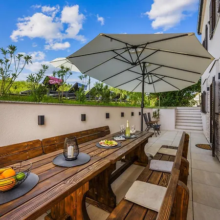 Aurora Dalmatica Caporice