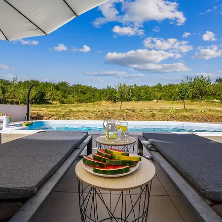 Aurora Dalmatica بيت للعطل Caporice