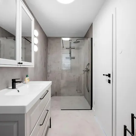 Aurora Dalmatica بيت للعطل Caporice